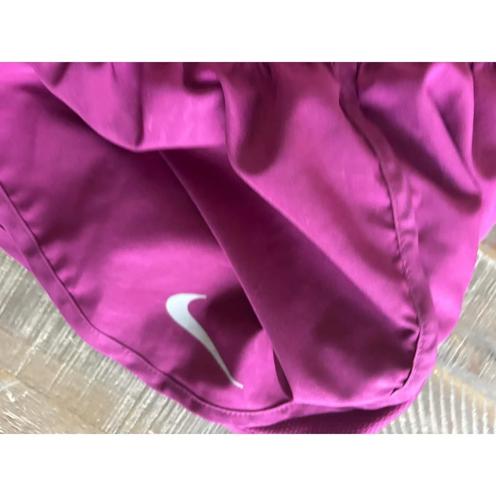 Nike Dri-FIT Running Shorts Womens Medium Purple